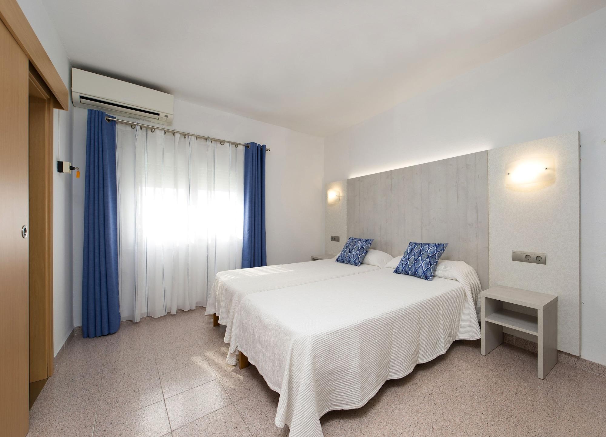 Hostal Roca Sant Antoni de Portmany Dış mekan fotoğraf